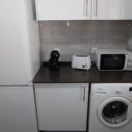 Lisboa/City/Sunny Apar/Metro/Airport/Wifi/Air Cond Bagian luar foto