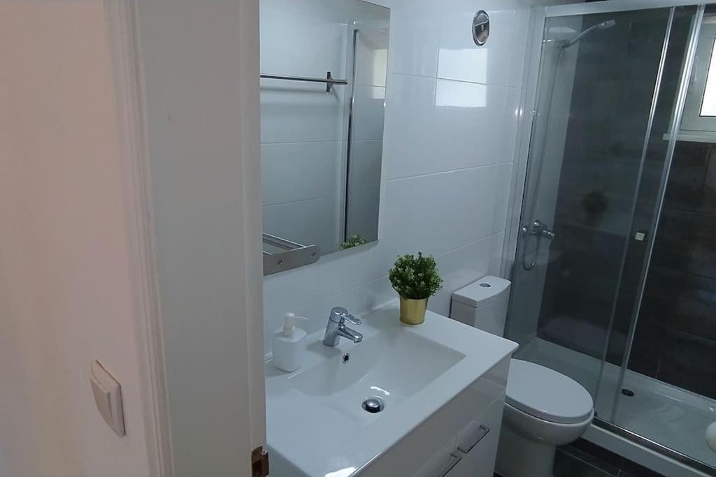 Lisboa/City/Sunny Apar/Metro/Airport/Wifi/Air Cond Bagian luar foto